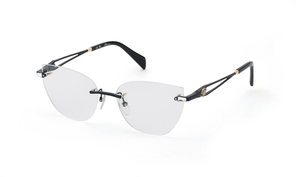 media.product.imagealternatetextformat