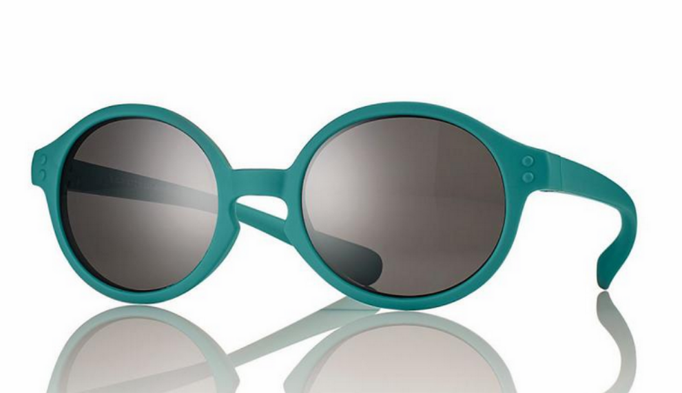 media.product.imagealternatetextformat