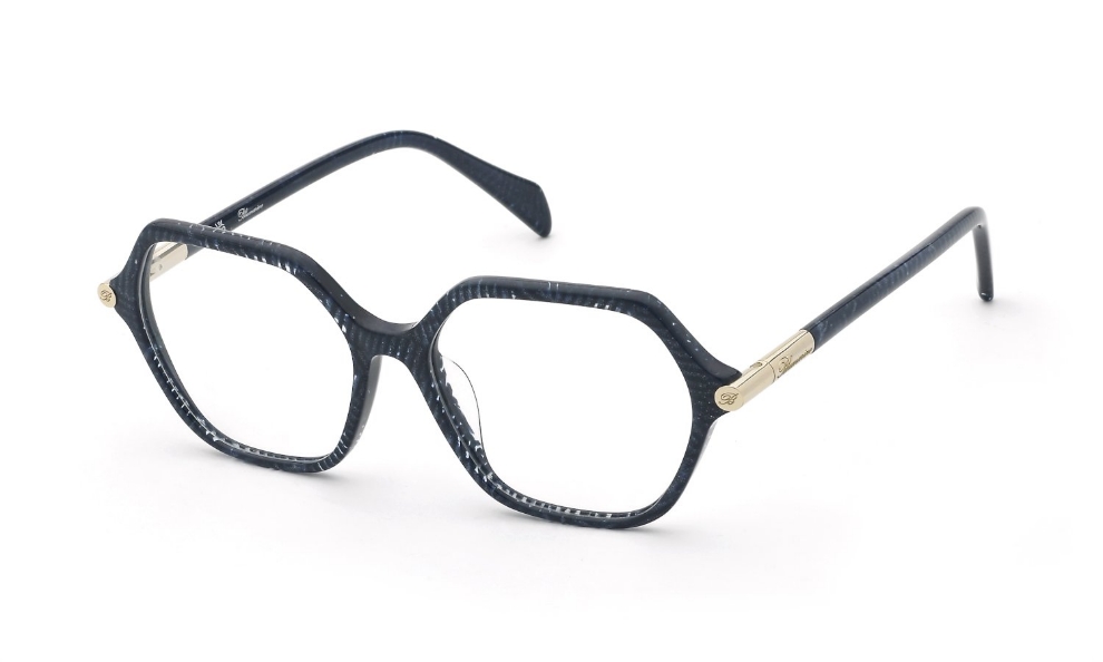 media.product.imagealternatetextformat