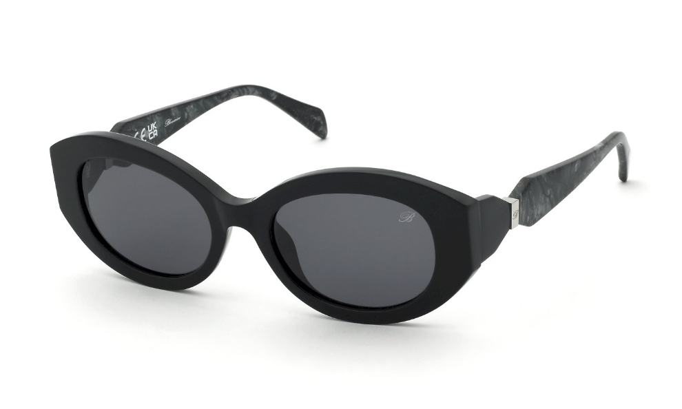 media.product.imagealternatetextformat